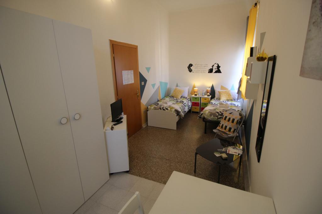 Bed and Breakfast Bed 'N Books à Sassari Extérieur photo